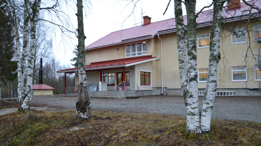 Hoiskon alakoulun saneeraus - Arkkitehtitoimisto Tuomela, Alajärvi